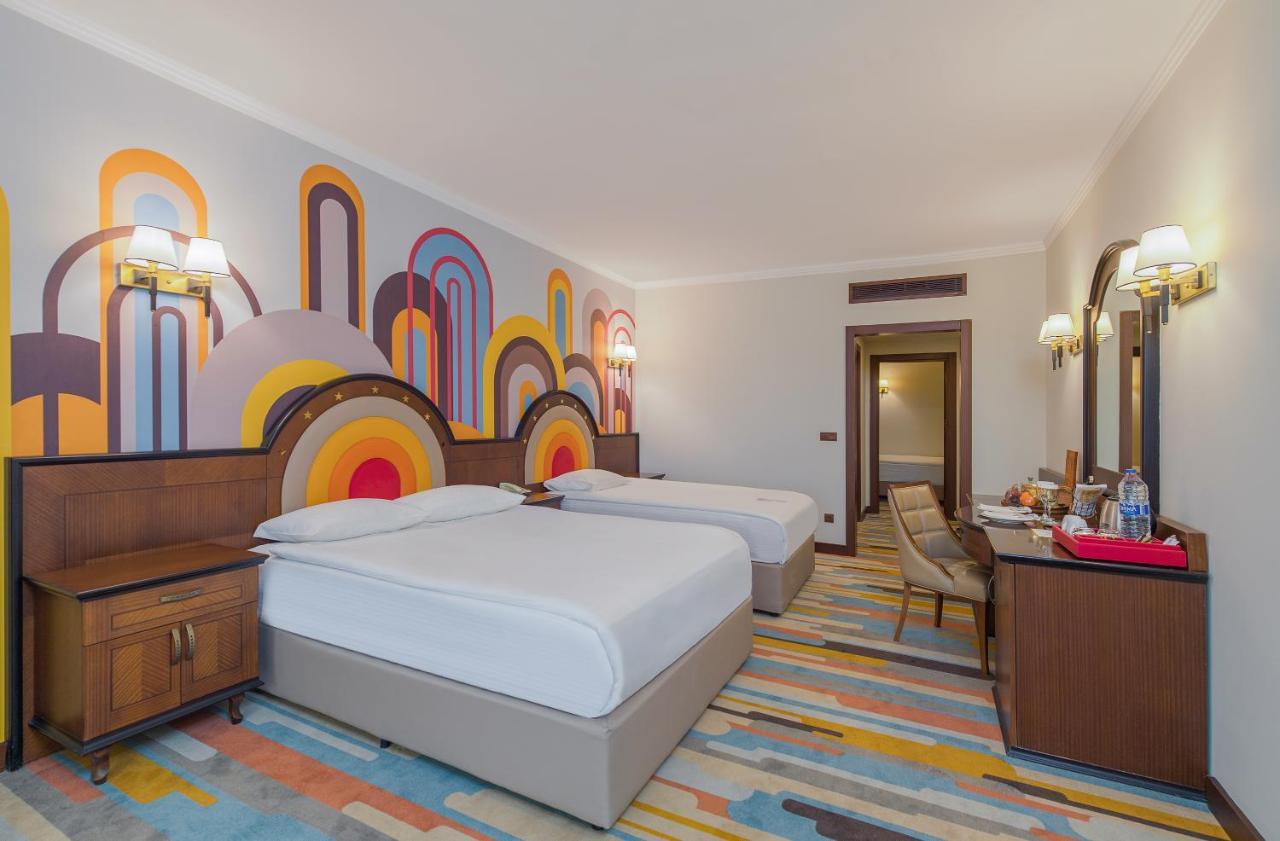 Megasaray Westbeach Antalya Exterior foto Deluxe room